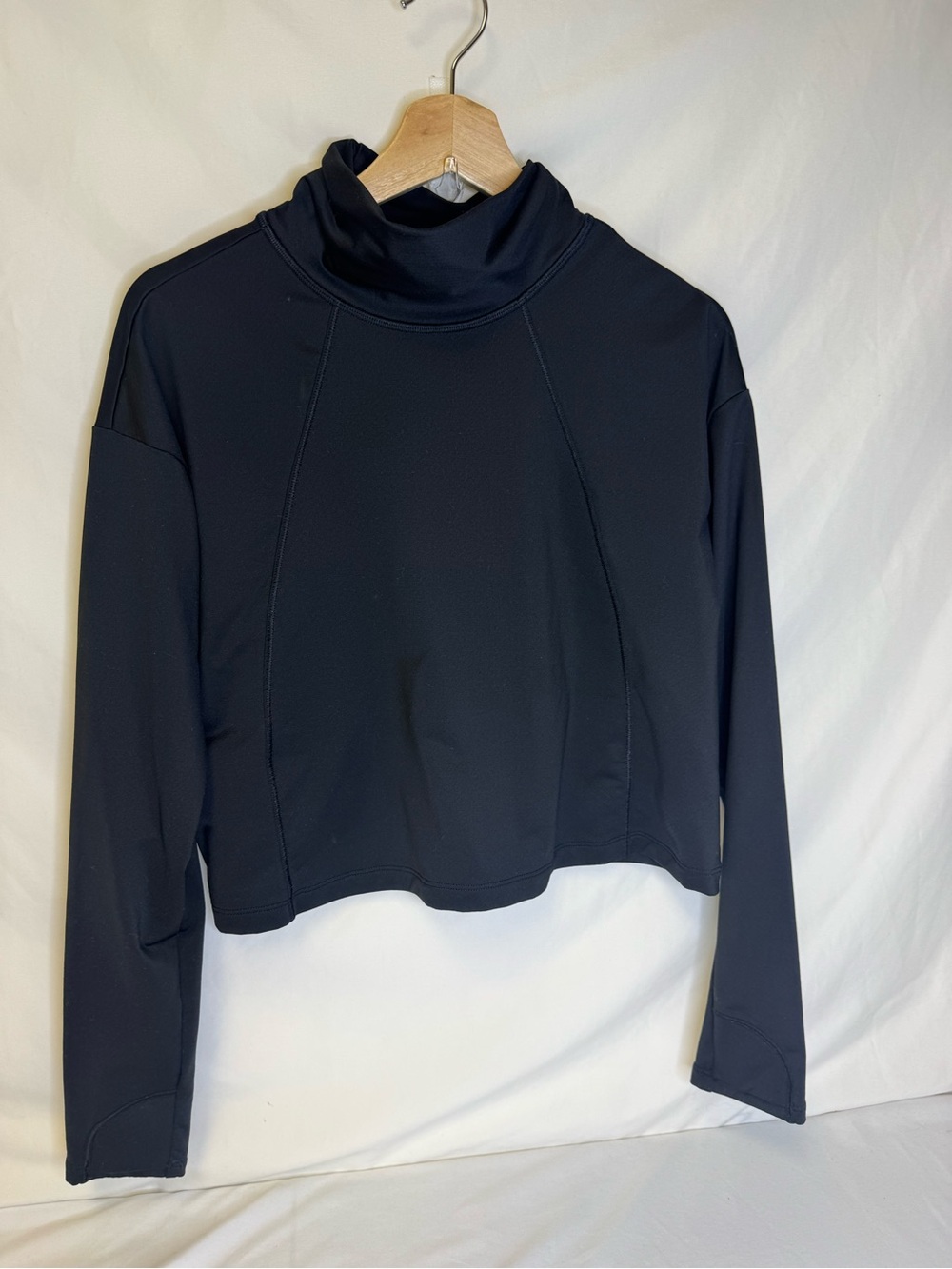 Athleta Black Long-Sleeve Cropped Mock Neck Top